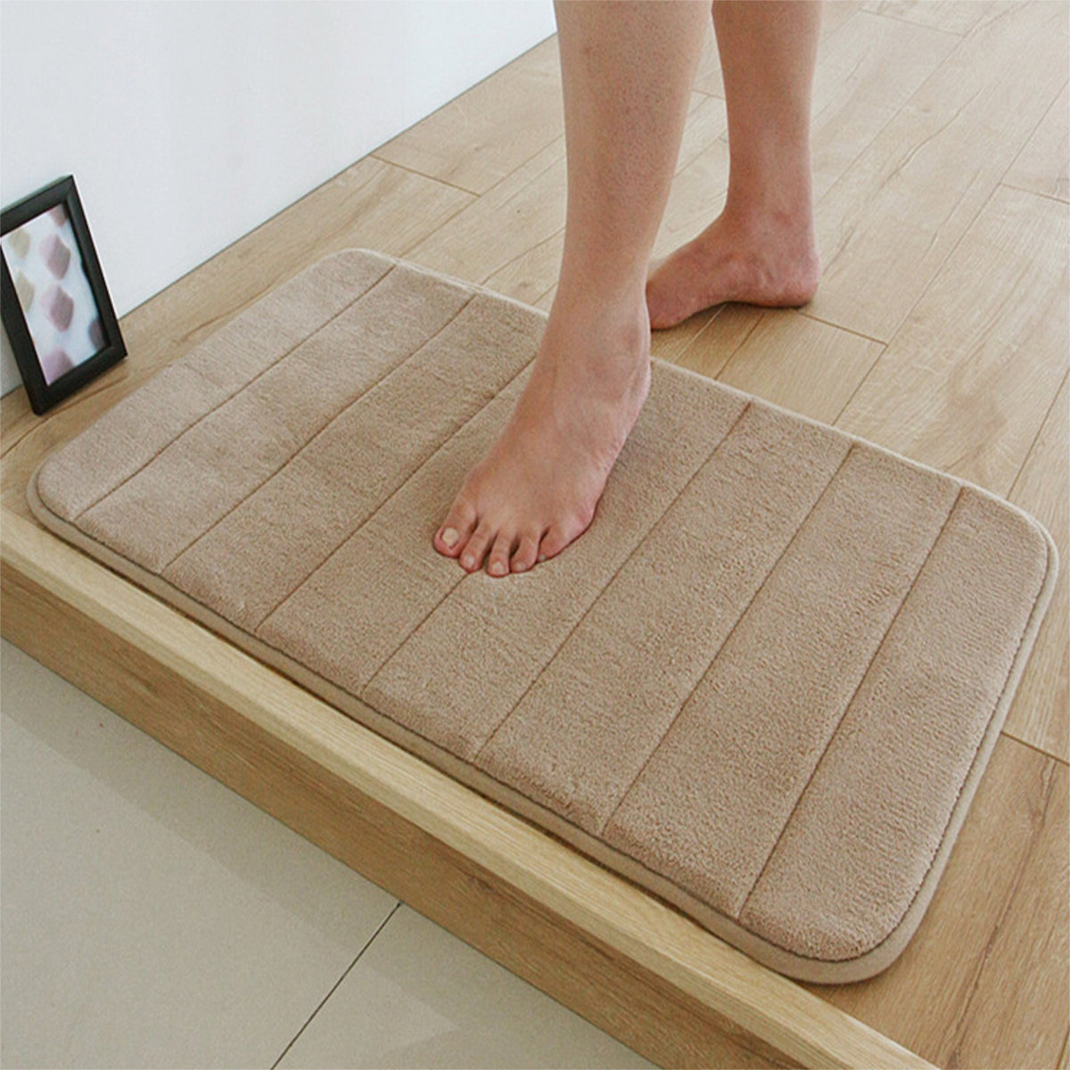 Luxurious Coral Velvet Anti-Slip Mat